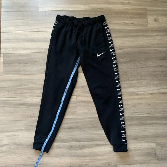 Nike Joggers Size Small 27 Inch Inseam - Picture 6 of 7